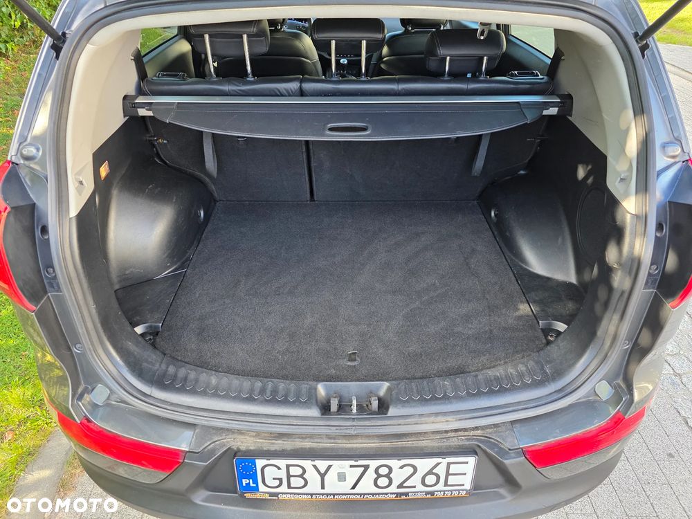 Kia Sportage 2.0 CVVT 2WD Attract - 32