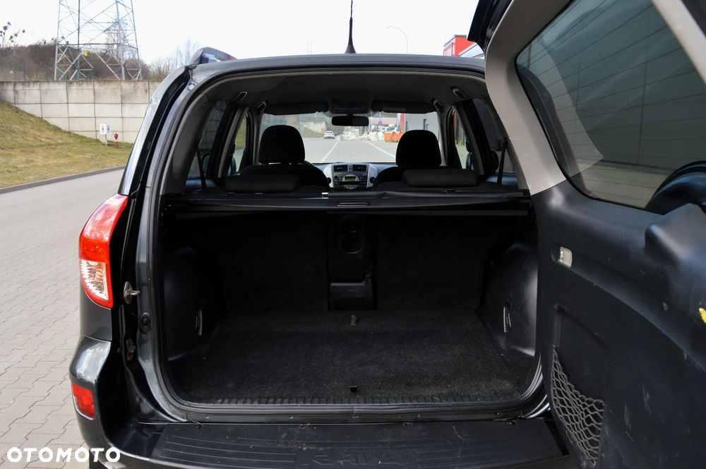 Toyota RAV4 2.0 VVT-i Prestige - 30