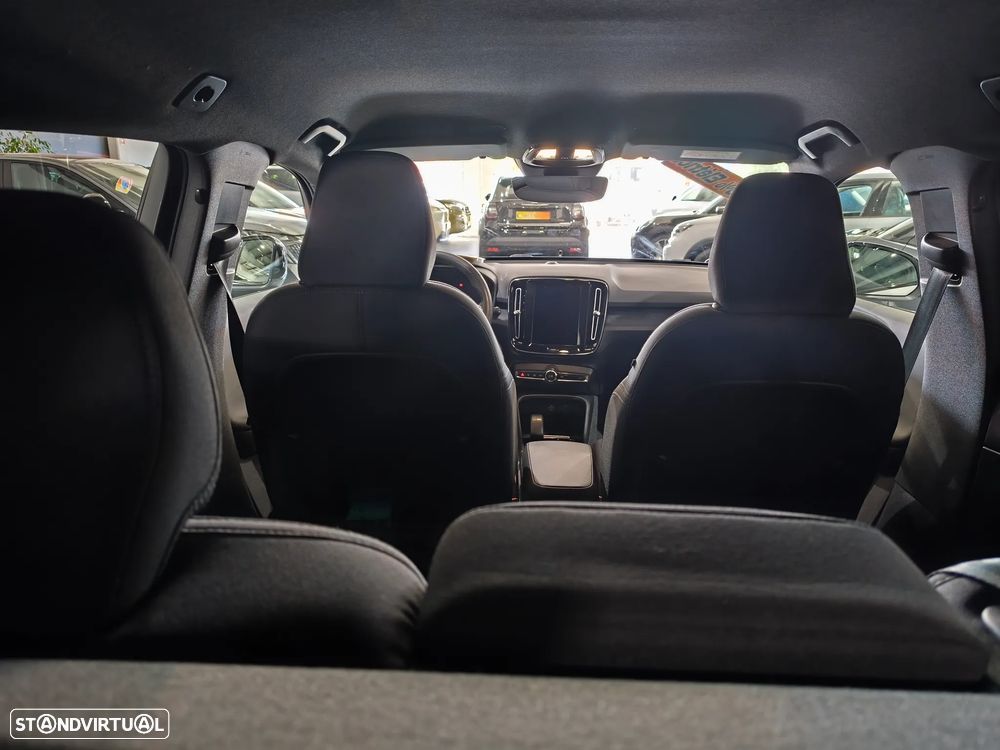 Volvo XC 40 Recharge Core - 3