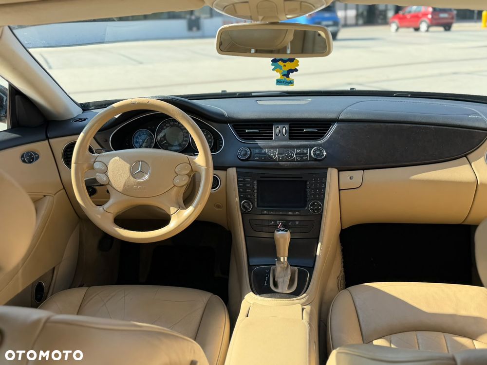 Mercedes-Benz CLS 350 - 16