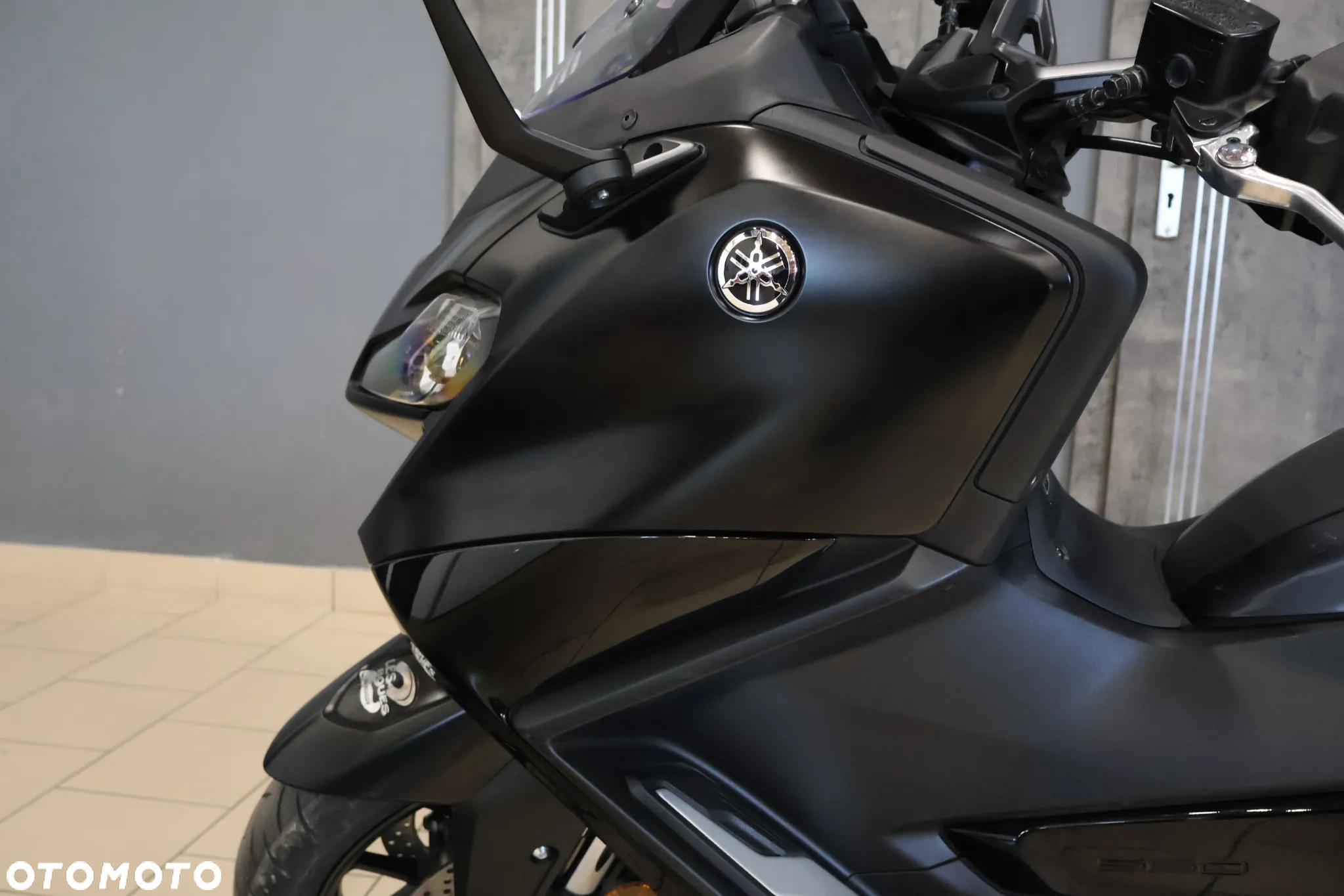 Yamaha Tmax - 26