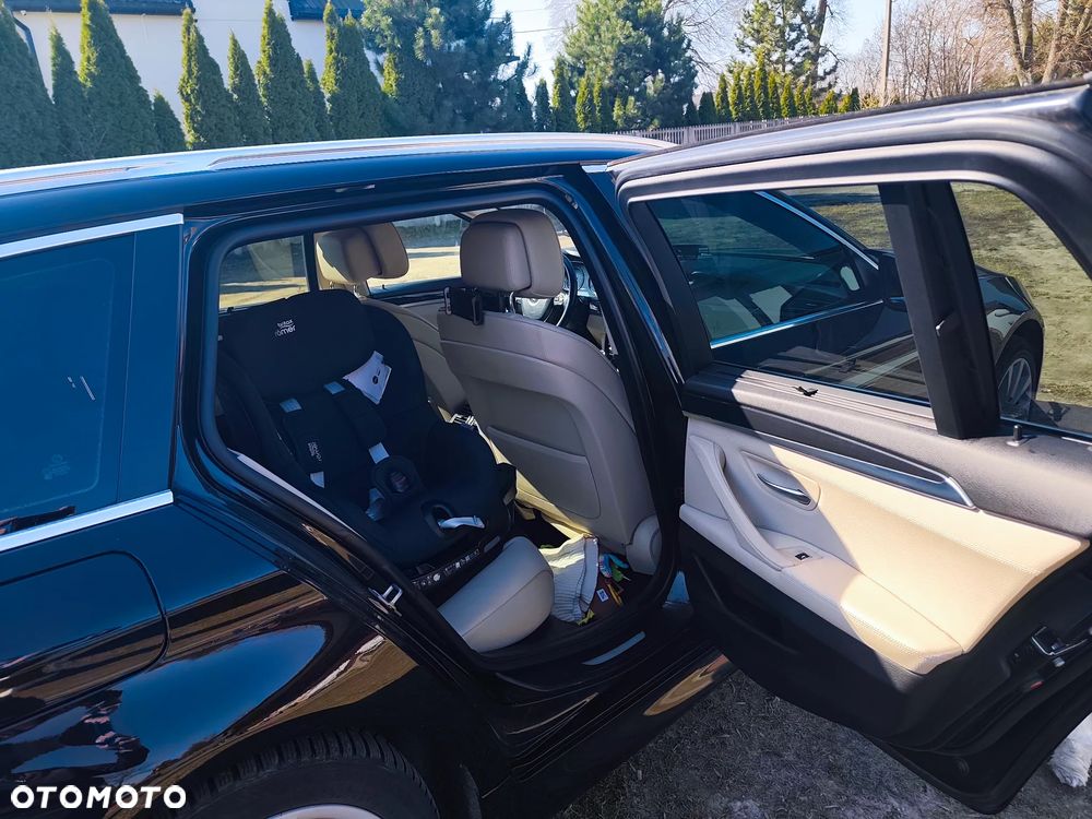 BMW Seria 5 520d - 16