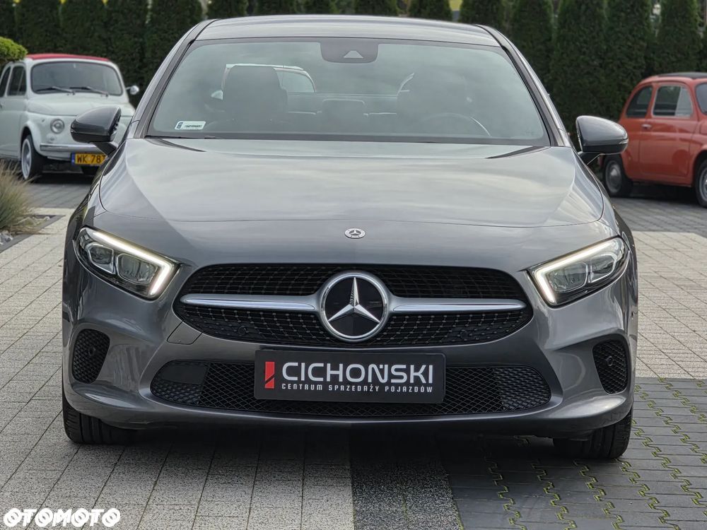 Mercedes-Benz Klasa A 180 Edycja specjalna 7G-DCT - 4