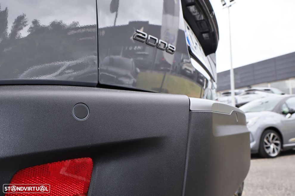 Peugeot 2008 - 6