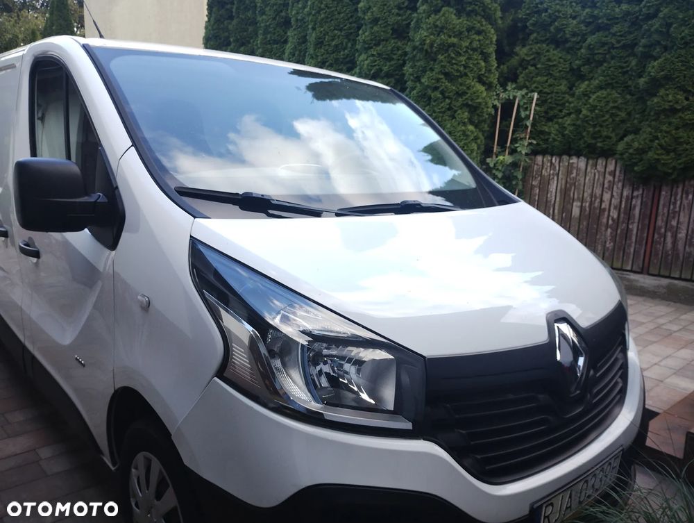Renault Trafic - 1
