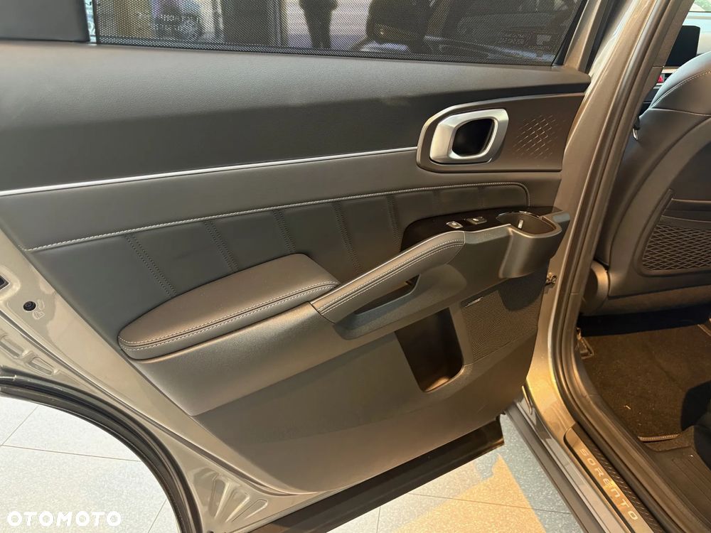 Kia Sorento 1.6 T-GDI HEV Prestige Line AWD 6os - 17