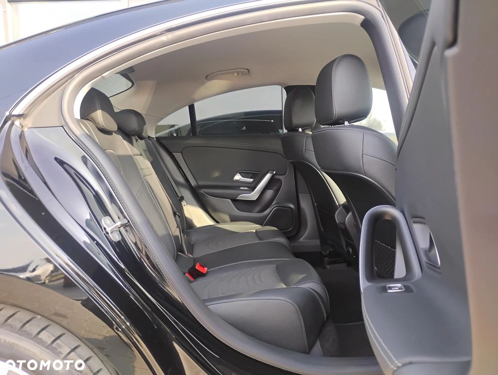 Mercedes-Benz CLA 180 mHEV Progressive 7G-DCT - 14
