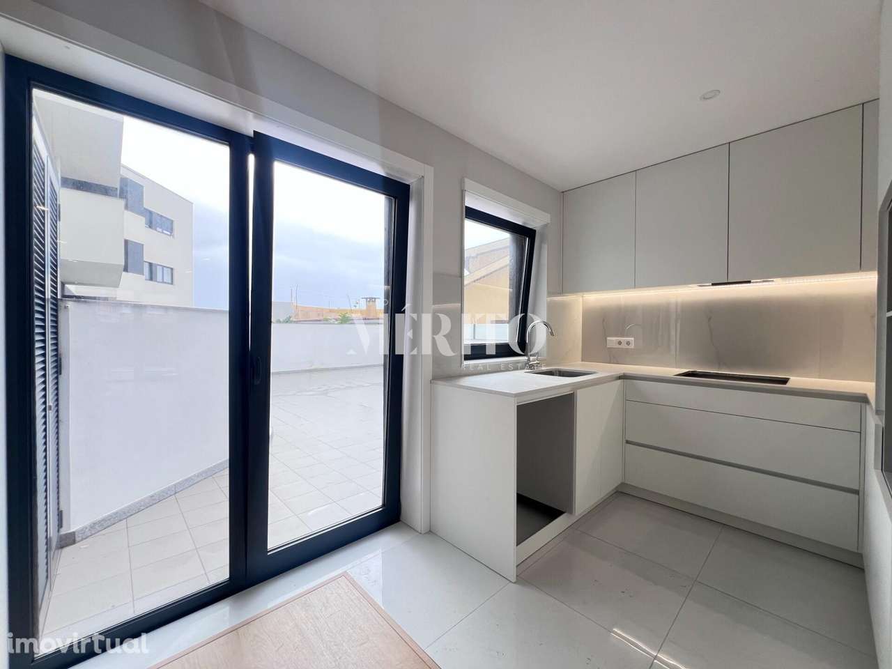 Apartamento T3 Duplex - Póvoa de Varzim - Grande imagem: 5/20