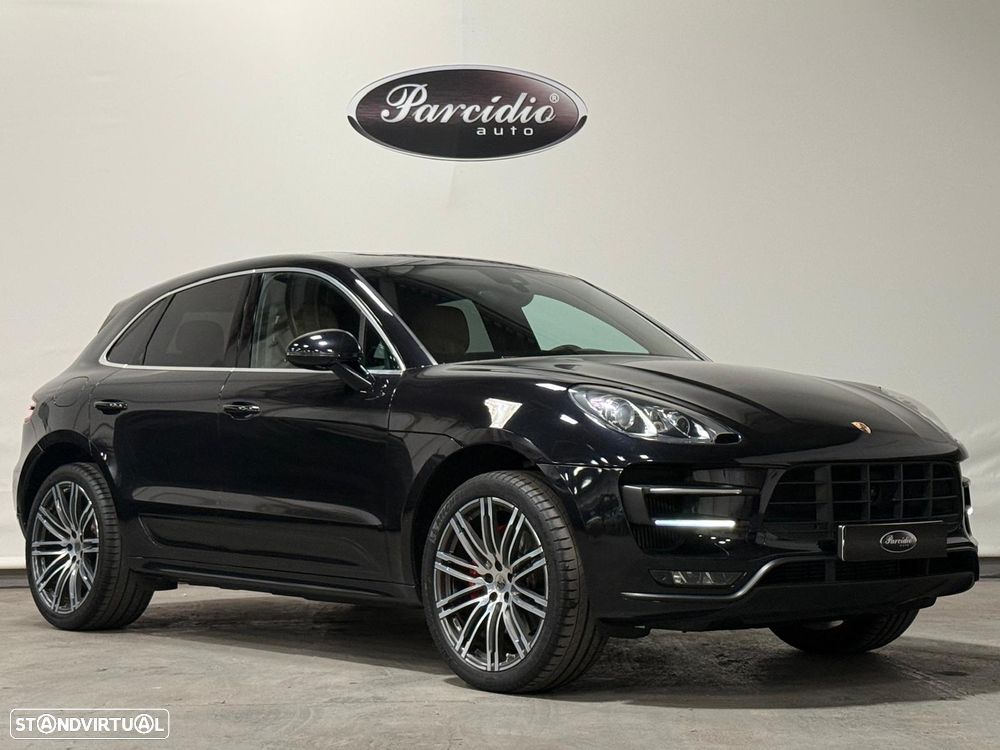 Porsche Macan Turbo - 12