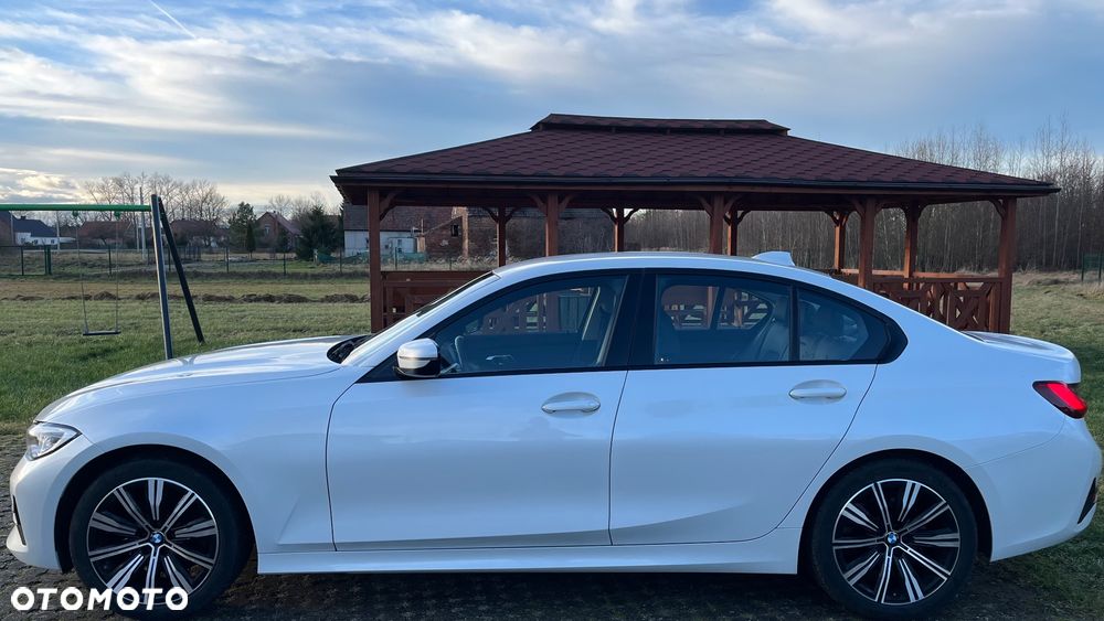 BMW Seria 3 320d Sport Line Shadow sport - 5