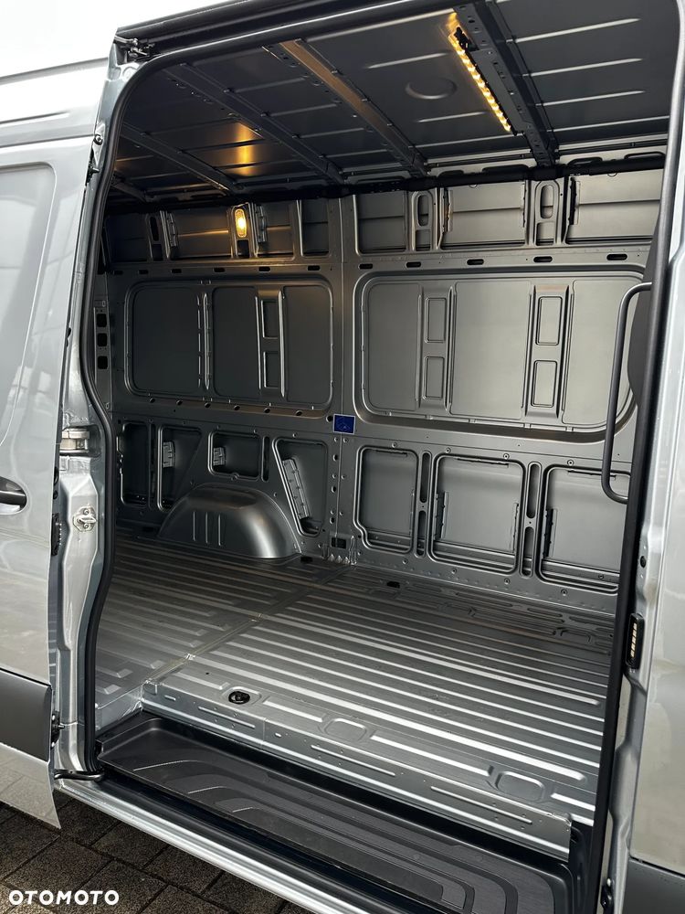 Mercedes-Benz Sprinter 319 CDI Furgon SELECT - 22