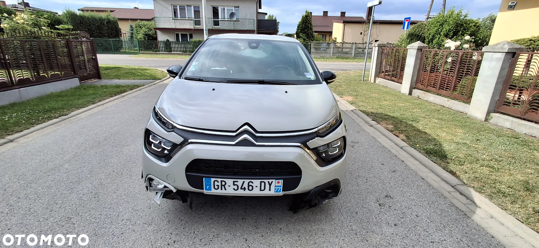 Citroën C3 1.2 PureTech C-Series - 2
