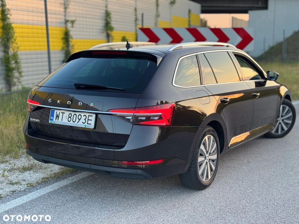 Skoda Superb 2.0 TDI SCR Style DSG - 29