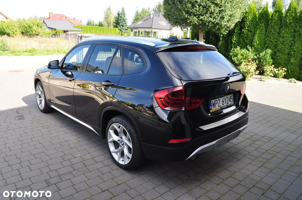 BMW X1 sDrive18d xLine - 14