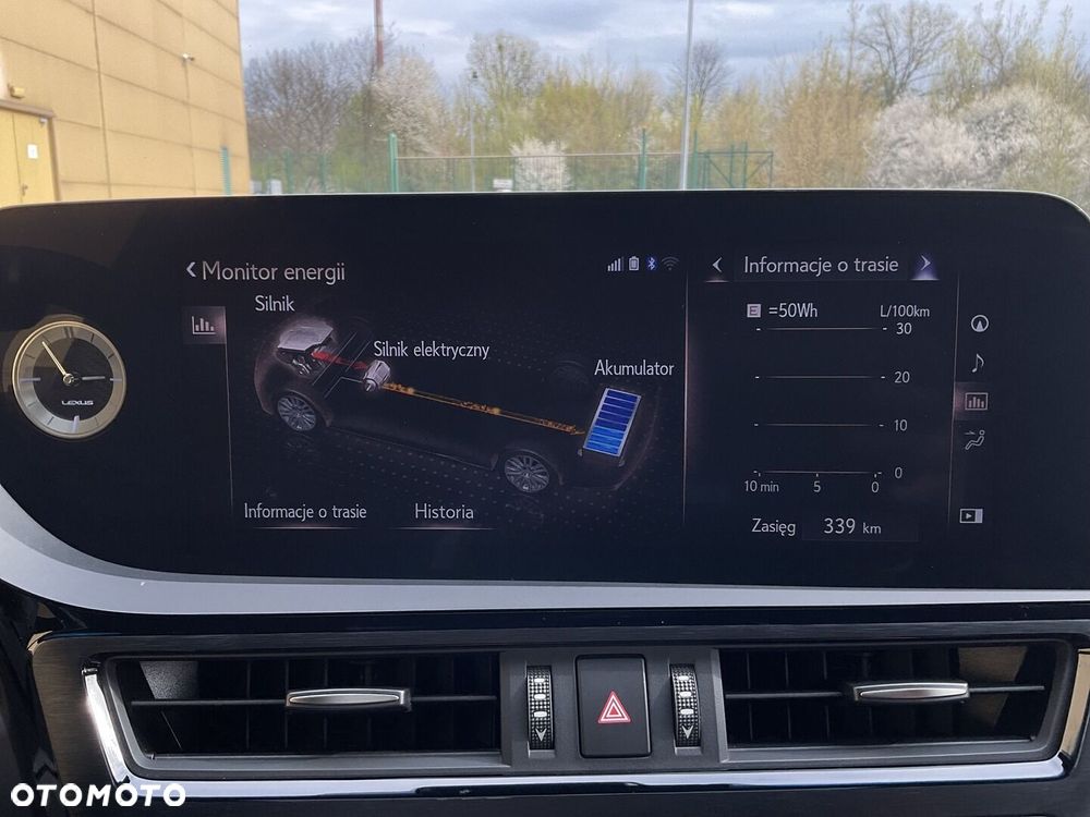 Lexus ES 300h F Sport Edition - 33