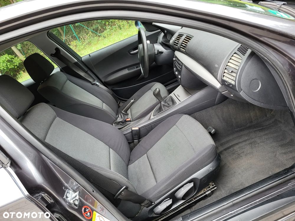 BMW Seria 1 116i - 15