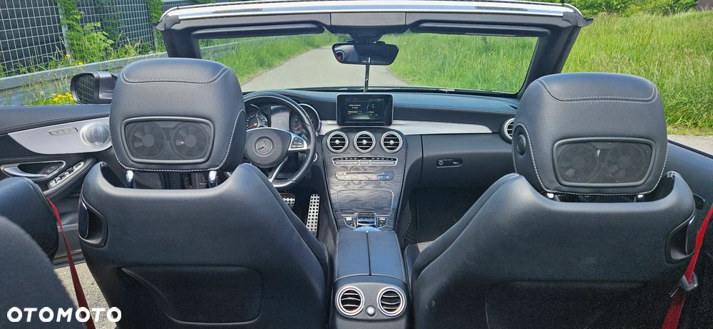 Mercedes-Benz Klasa C 300 9G-TRONIC - 13