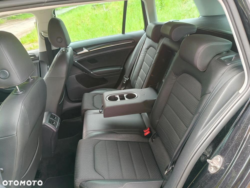 Volkswagen Golf 2.0 BlueTDI Highline - 31