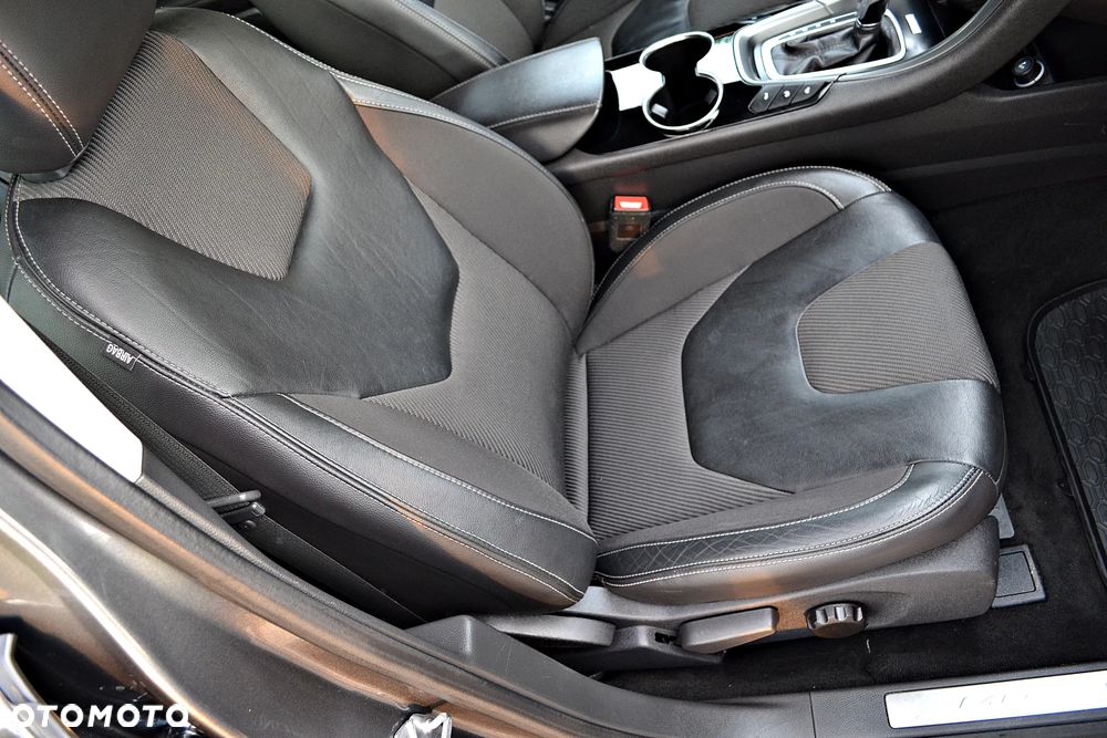Ford Mondeo 2.0 TDCi Titanium PowerShift - 30