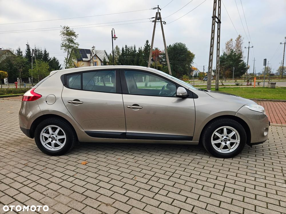 Renault Megane 1.6 Avantage - 7