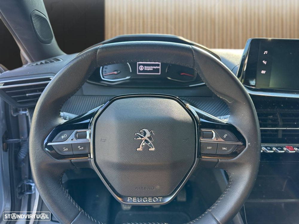 Peugeot 2008 1.2 PureTech Active - 12