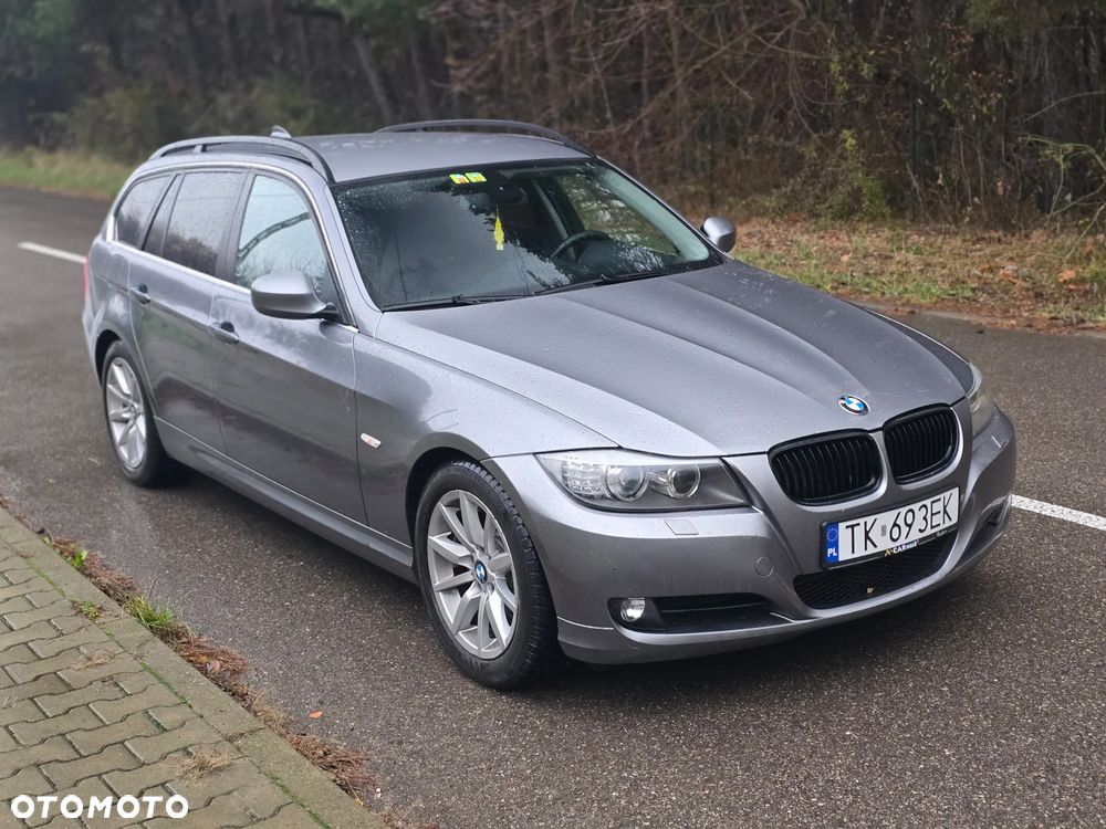 BMW Seria 3 330i xDrive Edition Sport - 11