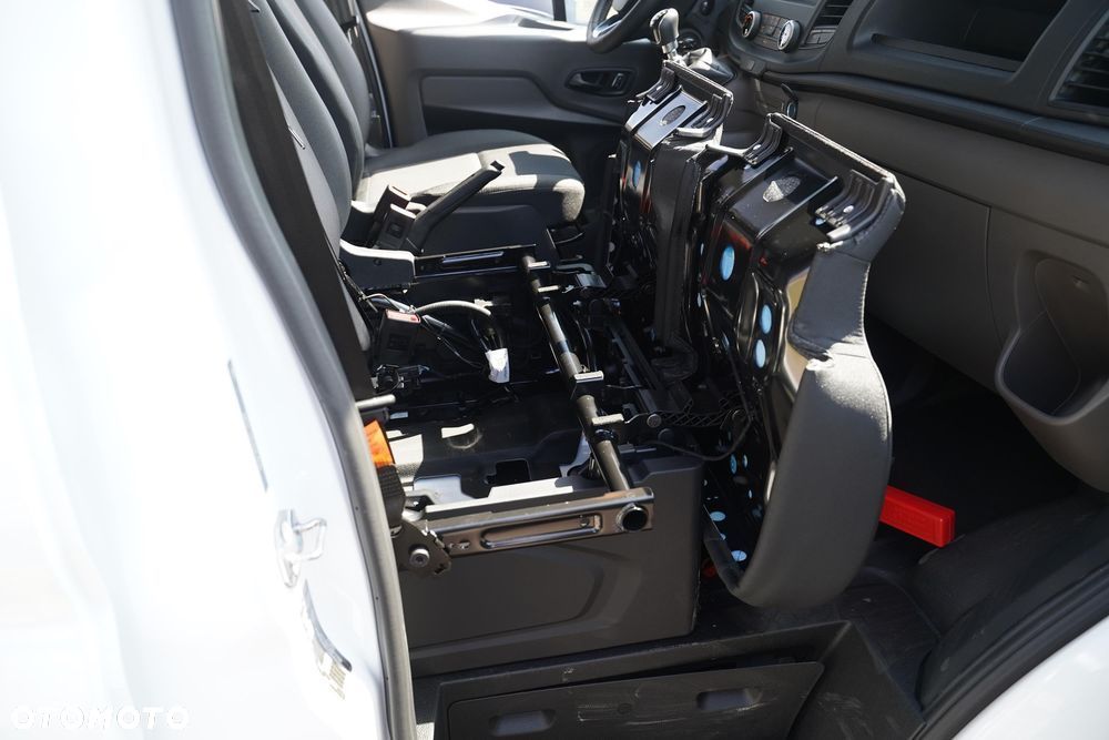 Ford Transit 350 L3H2 Trend - 19