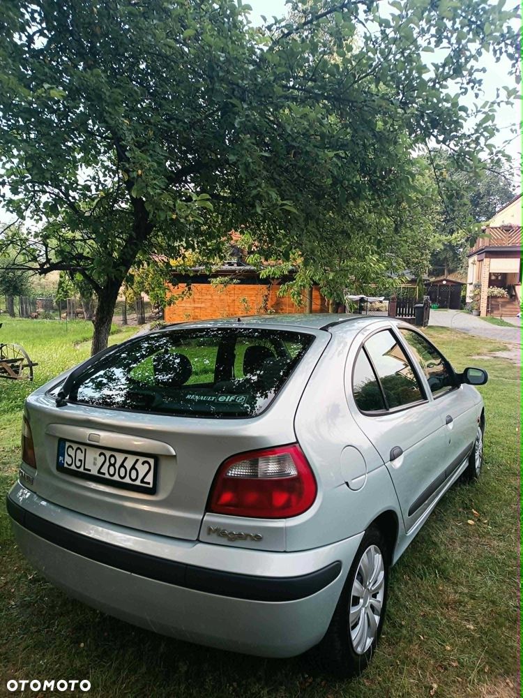 Renault Megane - 2