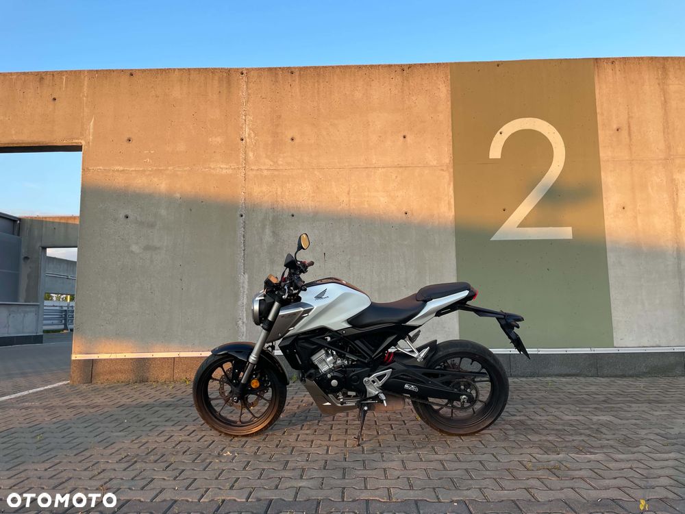 Honda CB - 3