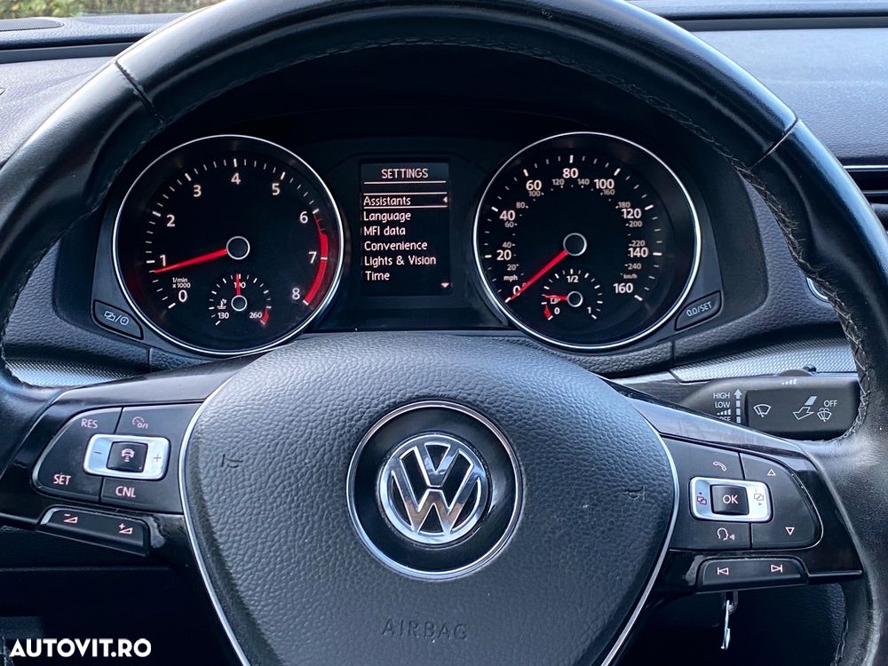 Volkswagen Passat Variant 1.8 TSI (BlueMotion Technology) DSG Comfortline - 8