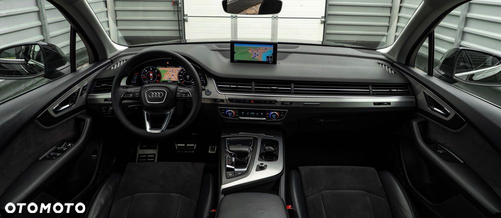 Audi Q7 - 7