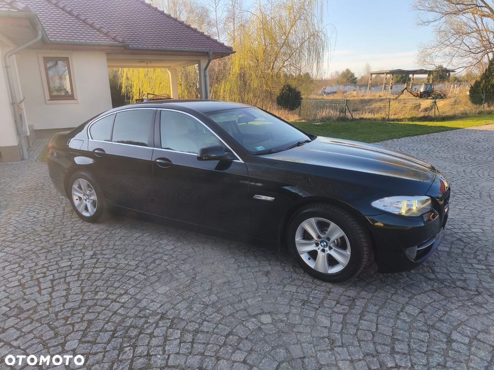 BMW Seria 5 520d - 10