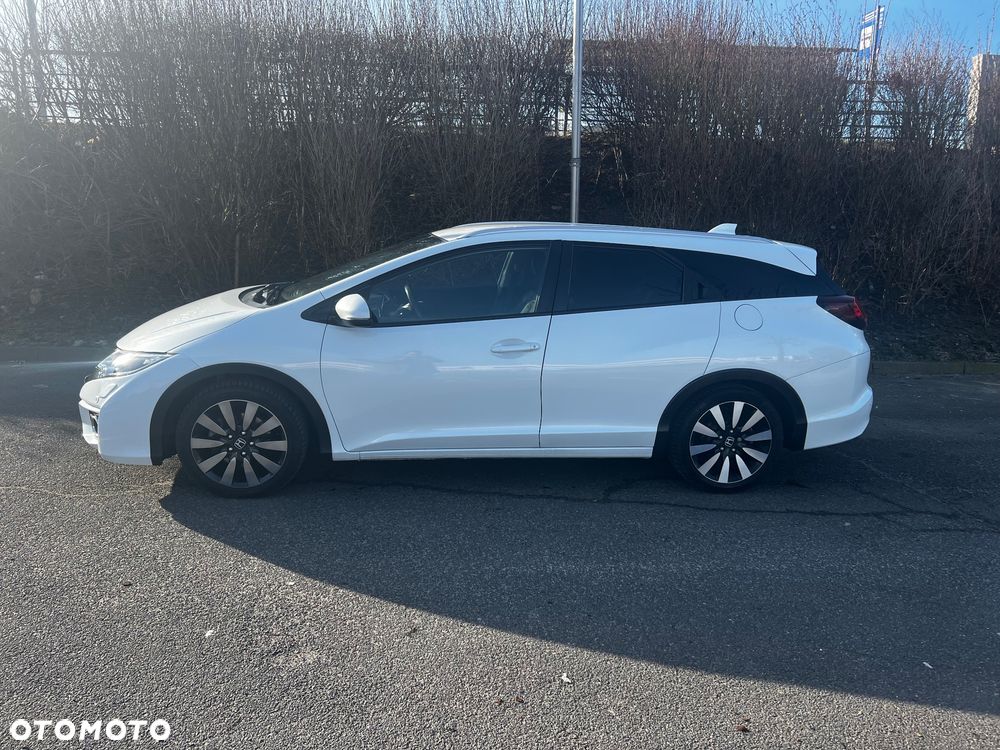 Honda Civic 1.8 Lifestyle (ADAS / Connect+) - 4