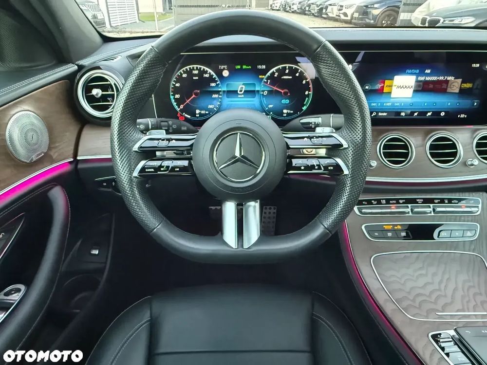 Mercedes-Benz Klasa E 300 de PHEV 4-Matic AMG 9G-Tronic - 38