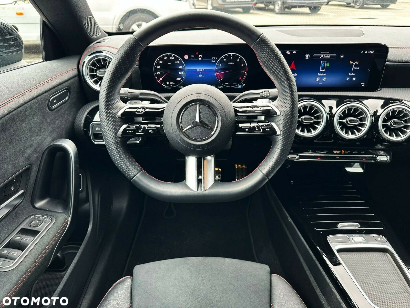 Mercedes-Benz CLA - 9