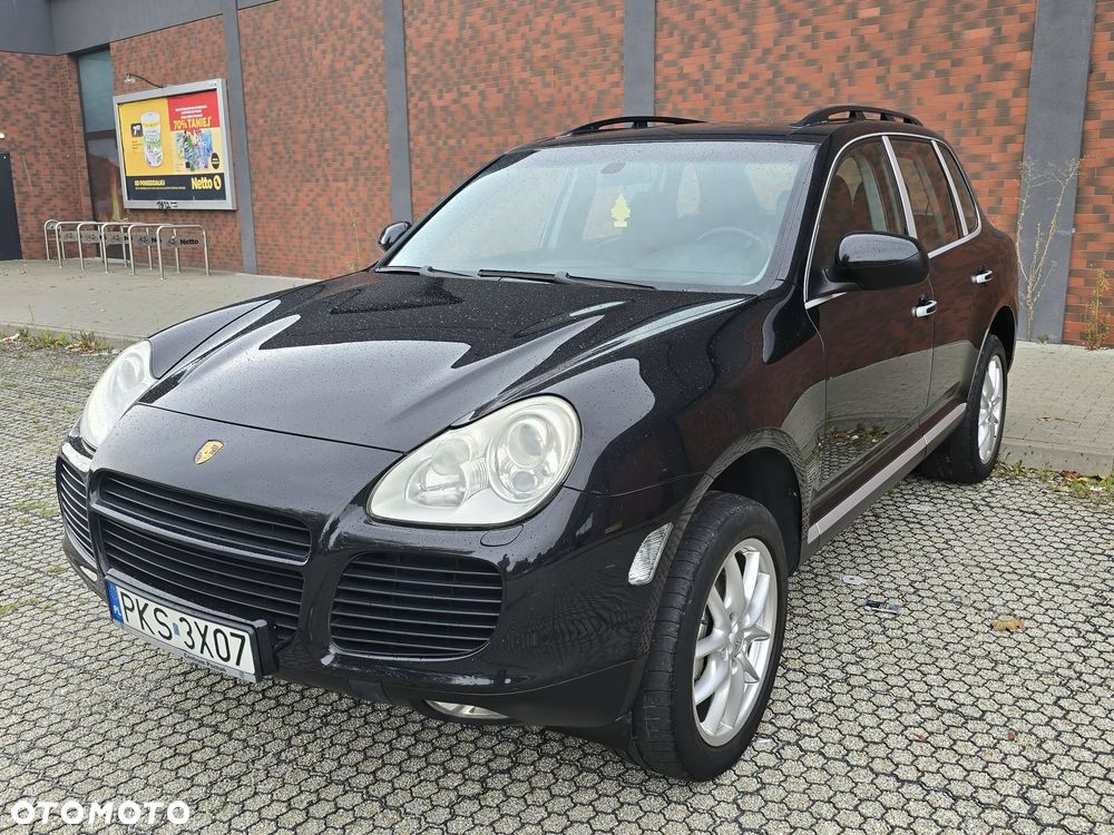 Porsche Cayenne - 2