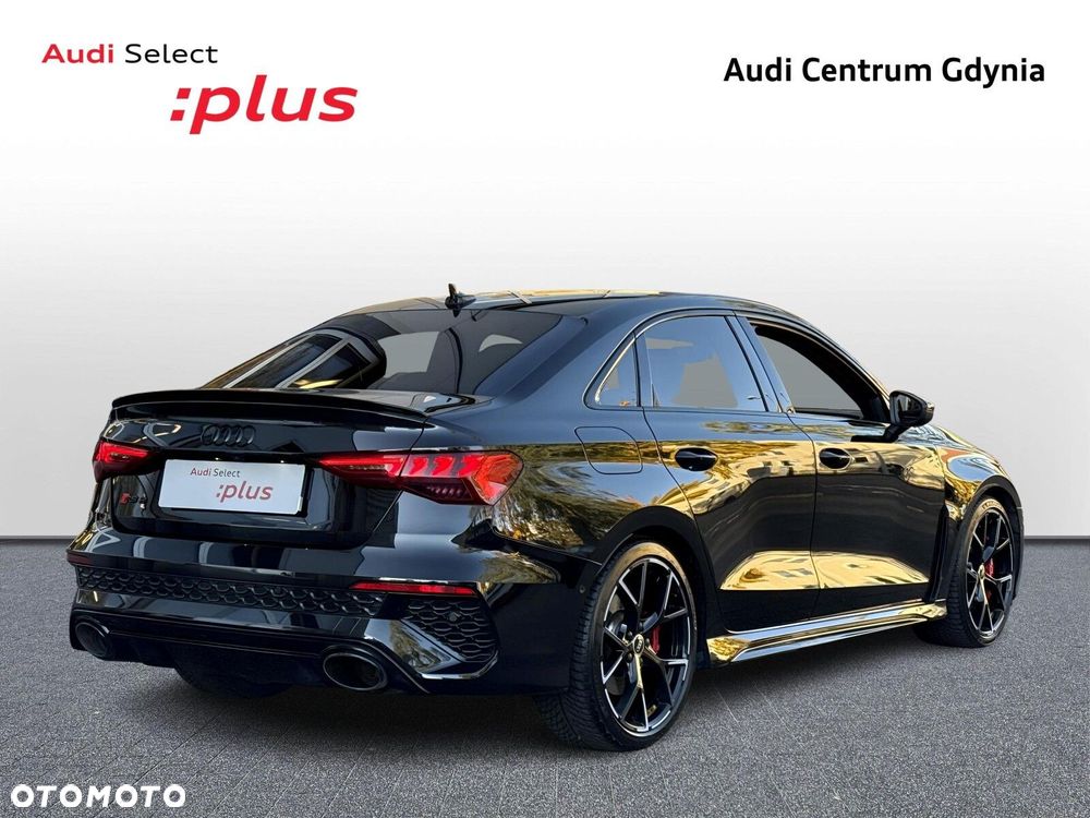 Audi RS3 Limousine - 5