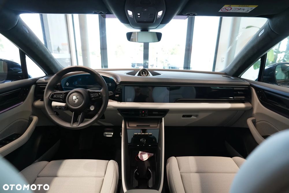 Porsche Macan Turbo 100kWh - 10
