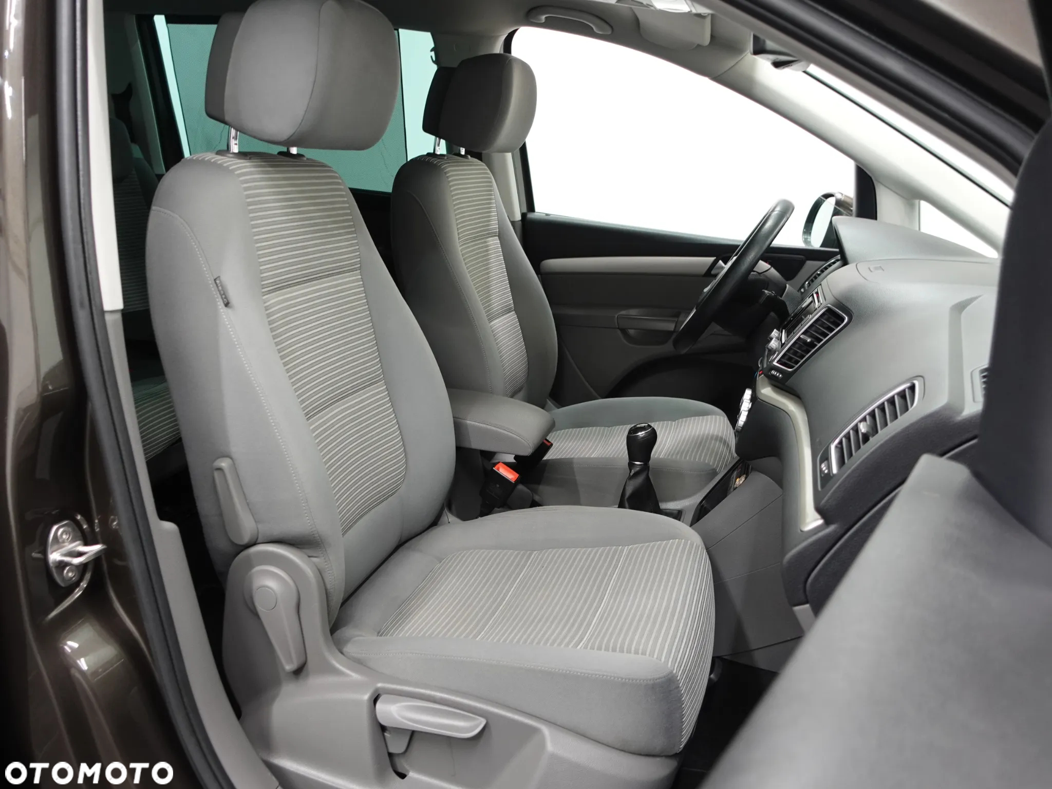 Seat Alhambra 2.0 TDI Ecomotive 4Kids - 31