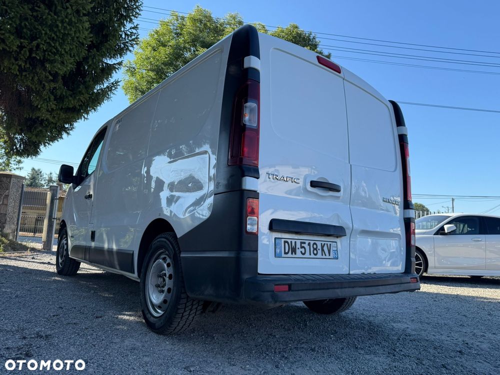 Renault Trafic - 26