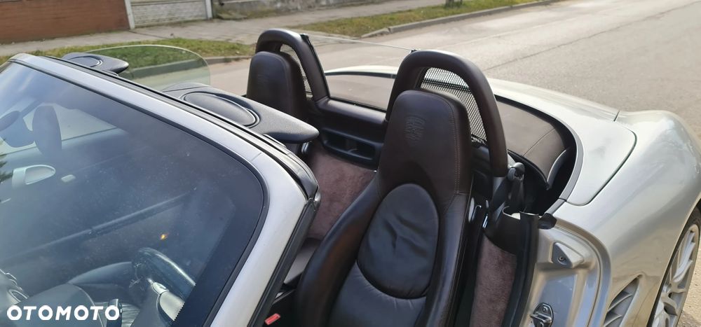 Porsche Boxster - 11