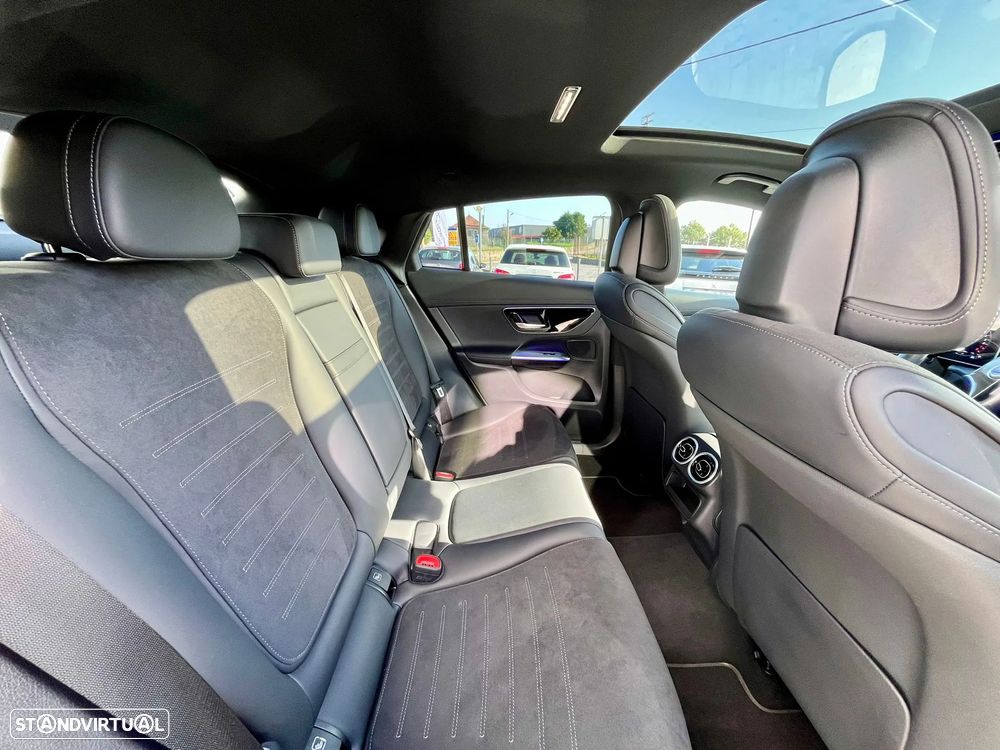 Mercedes-Benz GLC 300 e Coupe 4Matic - 14