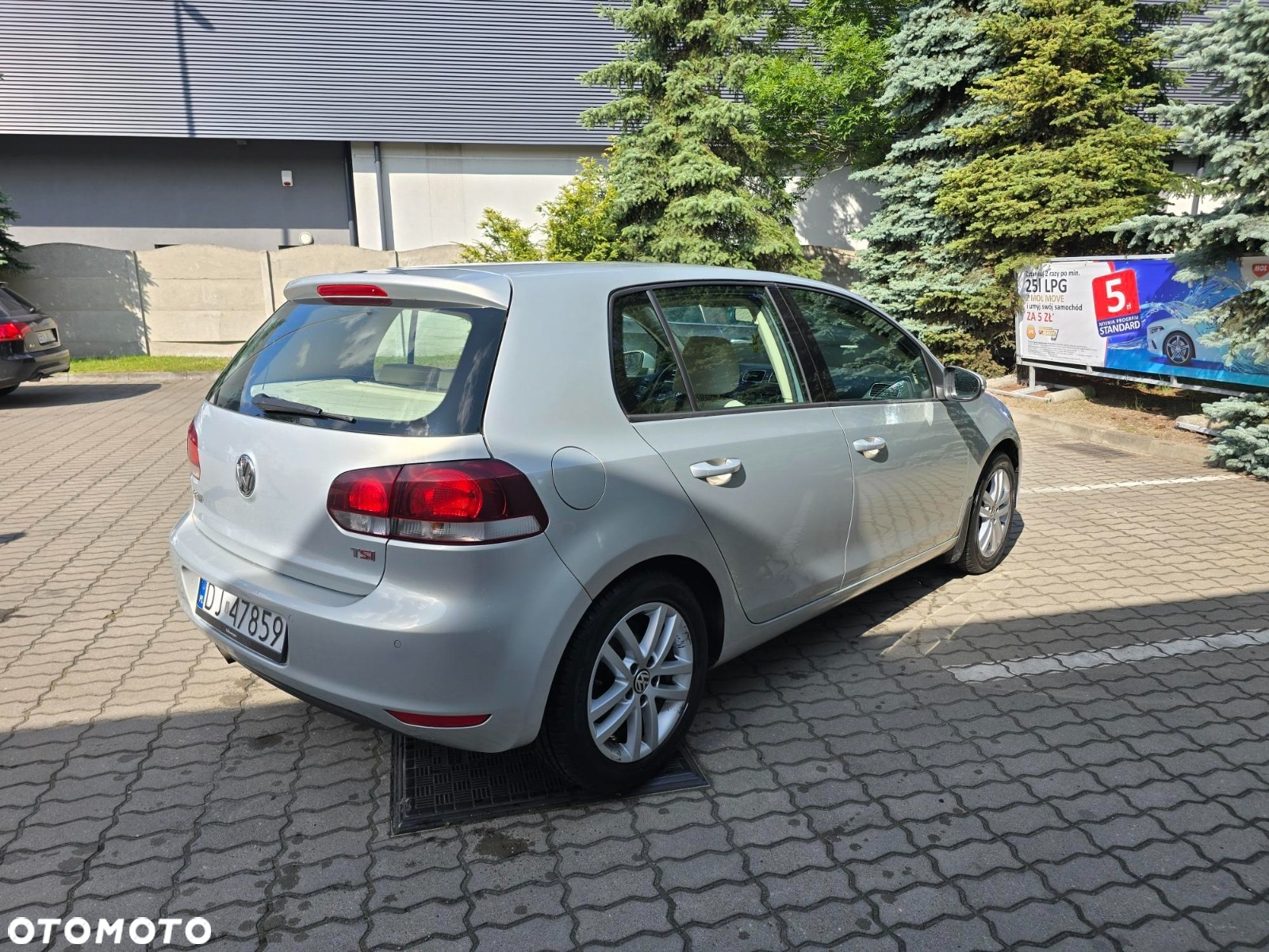 Volkswagen Golf - 14