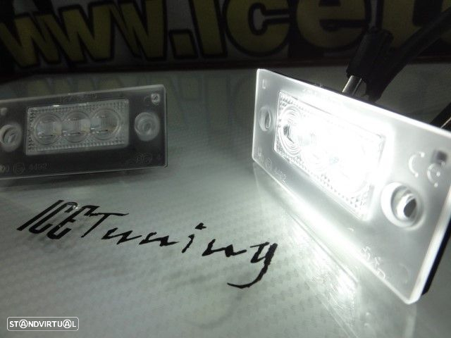 Suporte De Lâmpada De Matricula Com Led Branco Audi A4/S4/RS4 avant 1999-2001, A3 8L 01-03 - 26