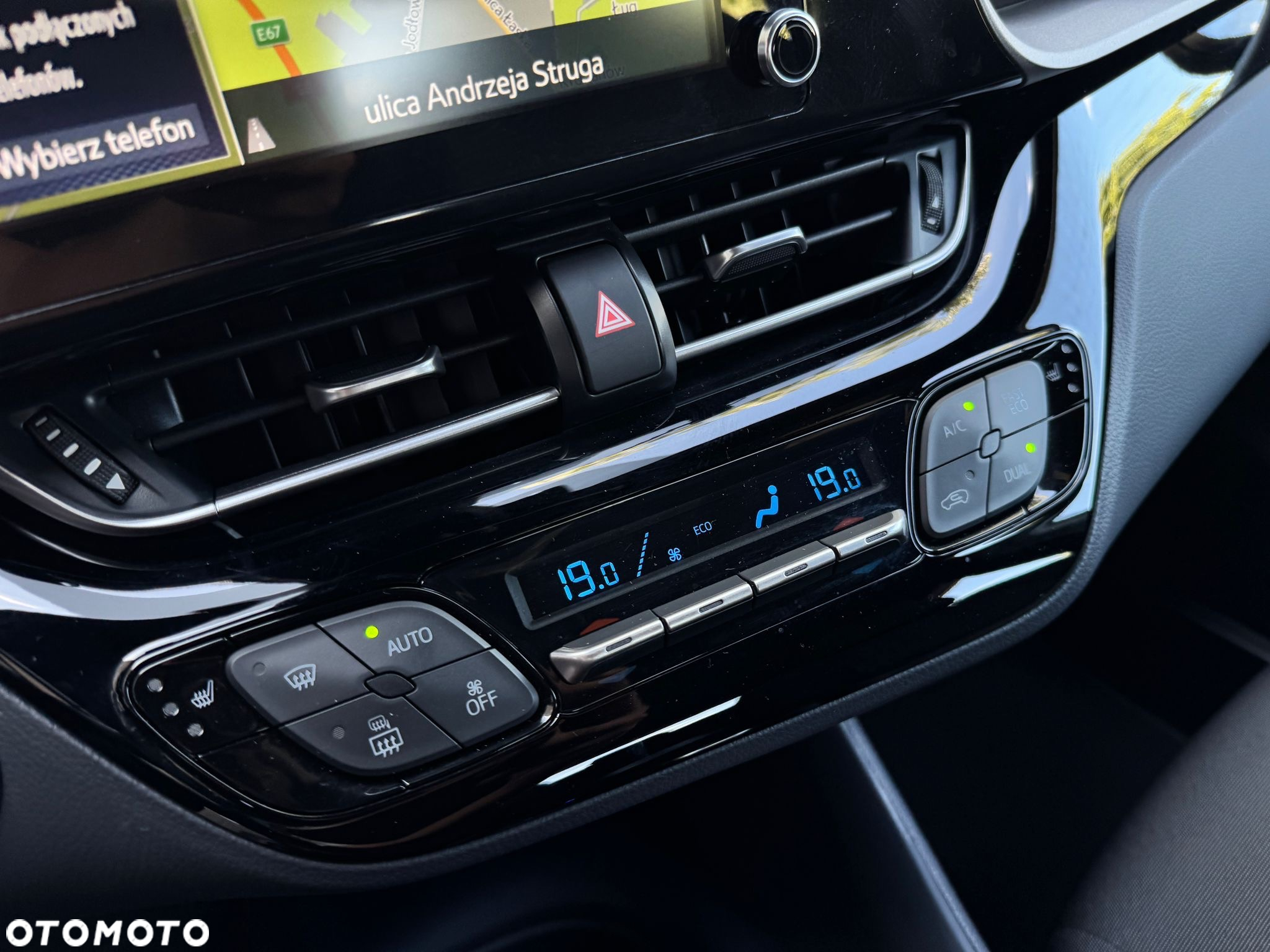 Toyota C-HR 2.0 Hybrid Dynamic Force Executive - 19