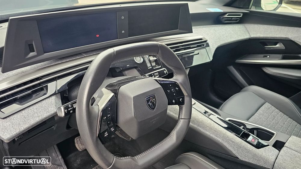 Peugeot 3008 Hybrid 145 e-DSC6 Allure - 17