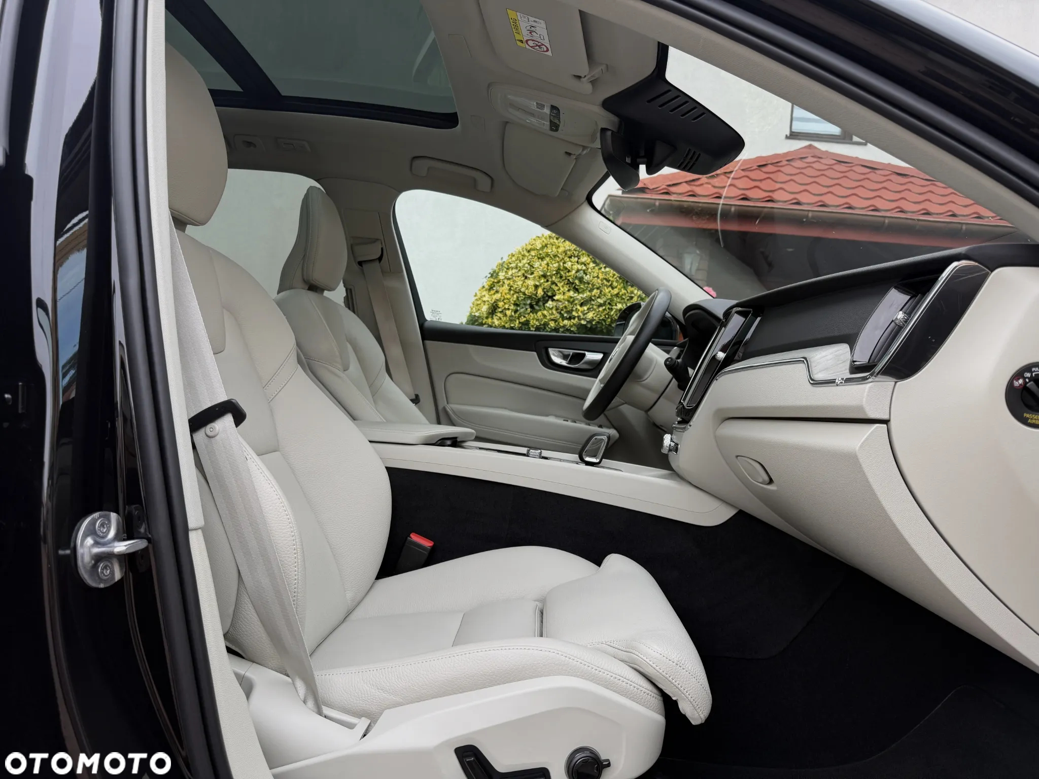 Volvo XC 60 B4 D AWD Geartronic Inscription - 11