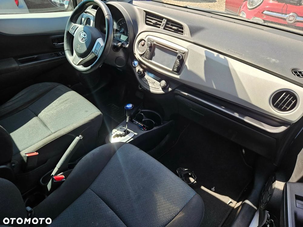 Toyota Yaris 1.5 VVT-i Comfort - 15