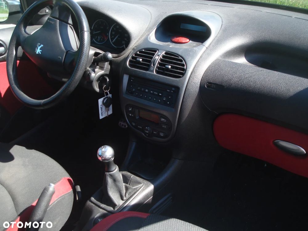 Peugeot 206 75 JBL - 14