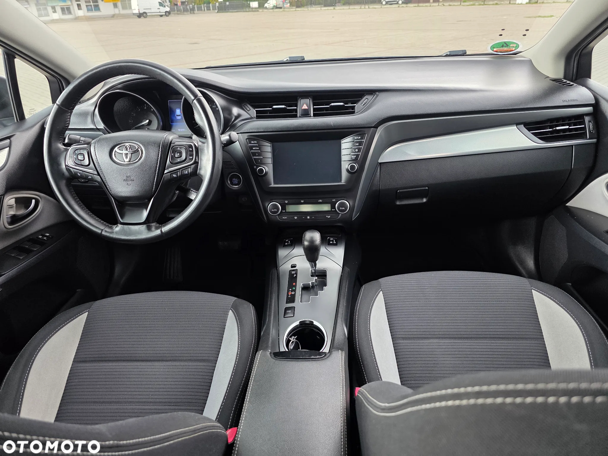 Toyota Avensis Touring Sports 1.8 Multidrive S Comfort - 22